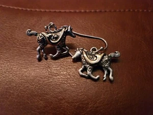 Fun Rodeo Horse Earrings Western charm. 106 - Picture 1 of 10