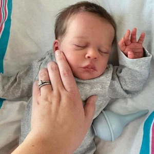 20In Cloth Body Sleeping Soft Vinyl Reborn Doll Newborn Baby Lifelike Kids Boy - Picture 1 of 2