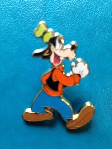 RARE PINS DISNEY DISNEYLAND PARIS : 15éme ANNIVERSARY POURSUIT GOOFY - Picture 1 of 1