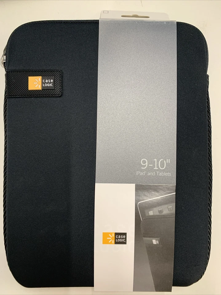 Case Logic LAPST110 iPad/Tablet Case 9-10 Inch Black - Image 1 of 4