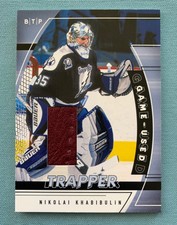 2002-03 Between The Pipes #GT-7 Nikolai Khabibulin Game-Used Trapper Lightning