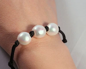 High Quality White Pearls Luster Baroque Pearl Knotted Black Leather Bracelet - Picture 1 of 3