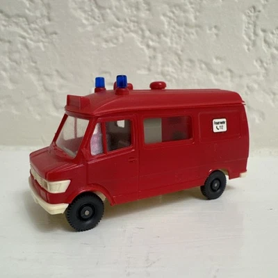 Wiking HO 1:87 Fire Department Ambulance Mercedes-Benz 207 D MPN 278 - Image 1 of 4