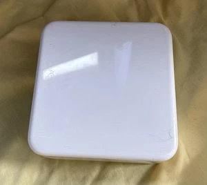 GENUINE ORIGINAL VERY 1ST GENERATION APPLE WATCH 32mm MILANESE LOOP SILVER BOXED - Picture 1 of 9