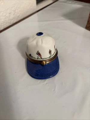 Caja de baratijas sombrero de pelota base francés Limoges. Hecho a mano y pintado Foto 1 de 4