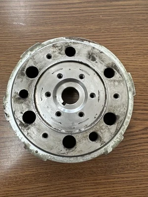 Оригинальный маховик Polaris FP9418 4012589 DRAGON IQ 800 - Изображение 1 из 3