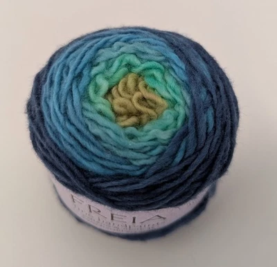 Freia Luxury Yarn Merino wool- Aurora gradient color Minikin 107 yds - Image 1 of 4