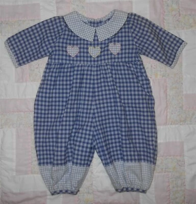 Romper Two Turtle Doves 6 meses uma peça manga longa xadrez azul em excelente estado usado - Imagem 1 de 4