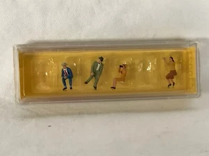 ✅Precio 147 1:87/H0 personas sentadas (CS157-3R1/15/4) - Imagen 1 de 3