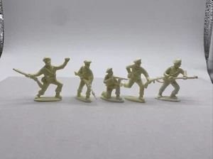 charbens plastic toy soldiers French Infantry WW2 - Picture 1 of 3