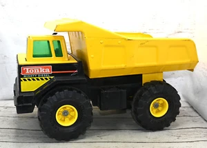 Camión de volteo Mighty Tonka 1993 vintage de metal amarillo Mighty diésel - Imagen 1 de 11