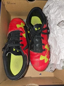 Under Armour Cleats Size 13k Youth Boys Soccer  - Picture 1 of 3