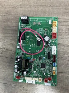 Fujitsu Aire Acondicionado - K07BS-0704HUE-C1 / 9707667059 MONTAJE PCB K01020R - Imagen 1 de 3
