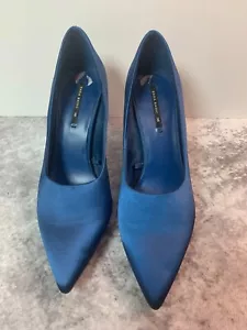 ZARA MID HIGH HEELS Deep Blue Satin Cone Heel Pointy Toe UK SIZE 3.5 EU36 - Picture 1 of 5