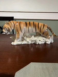 Royal Dux Tiger Figurine 15.5" by 6" - Picture 1 of 4