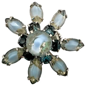 Broche prendedor flor diamantes de imitación azul estilo joyas Beau años 60 DE COLECCIÓN CUÑA 1,2" - Imagen 1 de 8