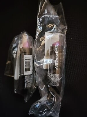 Wet N Wild SilkFinish Lipstick 527B Fuchsia With Blue Pear Lot Of 2 New - Image 1 of 2