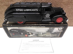 1939 DODGE AIRFLOW CITGO LUBRIFICANTE OLIO PRESSOFUSO PETROLIERA CAMION MONETA BANCA 1:34 SCALA - Foto 1 di 22