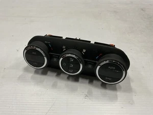 15-17 JEEP RENEGADE AC HEATER CLIMATE TEMPERATURE CONTROL SWITCH OEM 838742Z - Picture 1 of 12