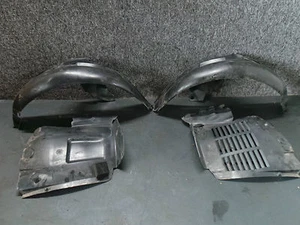 1Y32077 Renault Twingo Radhausschale Radhausverkleidung Links + Rechts - Bild 1 von 4