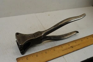 Vintage Specialty Pliers "Eyelet Tool Co" Boston Mass.. - Picture 1 of 5