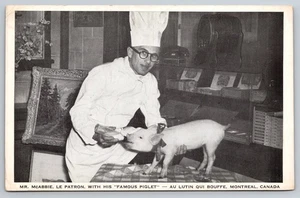 Vintage Montreal Au Lutin Qui Bouffe Chef with Famous Piglet Postcard - Picture 1 of 2