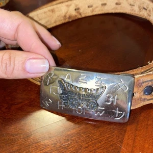 Vintage WELL LOVED Western Tooled Leather Belt Brown  28-30 Child Cowboy - Picture 1 of 8