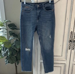 Judy Blue Howdy Boyfriend Fit Distressed ausgefranster Saum Damenjeans Größe 9/29 - Bild 1 von 8