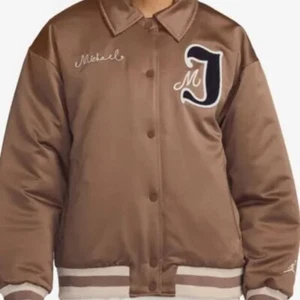 Jordan Chenille Patch Satin Varsity Bomberjacke Damen Größe Small - Bild 1 von 10