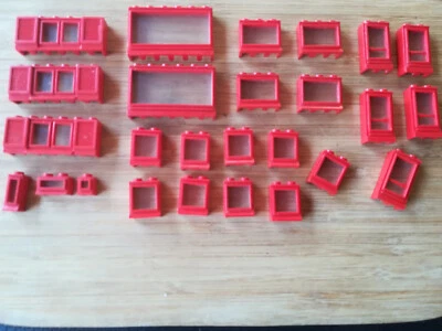  LEGO 70er J. Fenster+Türen in rot-27+29+31+32+33bc01 - 3081bc01-604c01-646bc01 - Bild 1 von 4