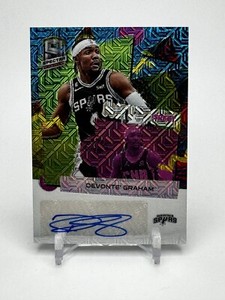 Devonte’ Graham 2022-23 Spectra Retrospect Auto Meta Prizm /25
