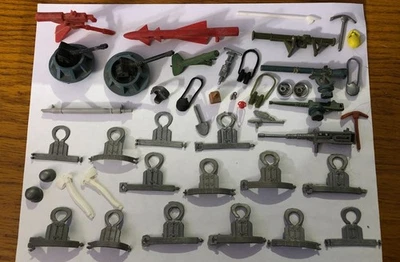 Lote - Juguete Soldado ARMAS Y ACCESORIOS MPC Marx Cantinas Herramientas Binoculares + Foto 1 de 4