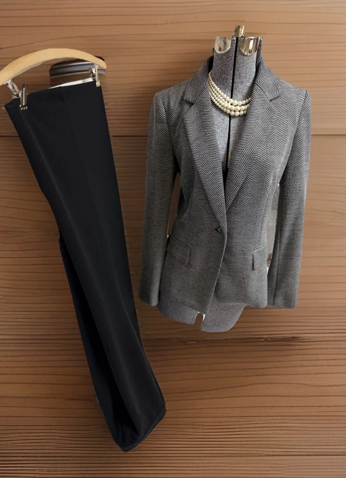 NEW DKNY Pant Suit Size 8 Two Piece Set Modern Herringbone Pockets Full Length - Image 1 of 4