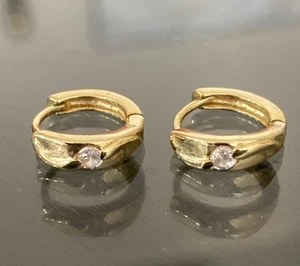 Tiny Gold Plate? Huggie Hoop Earrings CZ - Picture 1 of 4