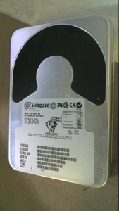 Seagate Medalist ST34342A 9J7011-036 A63111 IDE 4.3GB Internal 3.5 Hard Drive - Picture 1 of 3