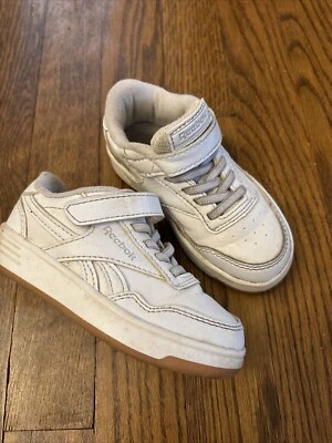 Tênis Reebok clássico couro branco infantil tamanho 7 - Imagem 1 de 4