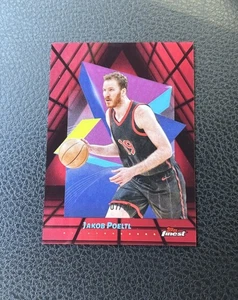 JAKOB POELTL 2024-25 TOPPS FINEST COMMON BLACK RED VAPOR /10 - Picture 1 of 2