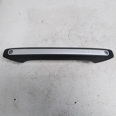 Jeep Wrangler 2016 pasajero lado derecho manija de tracción negro plateado pieza OEM  Foto 1 de 4