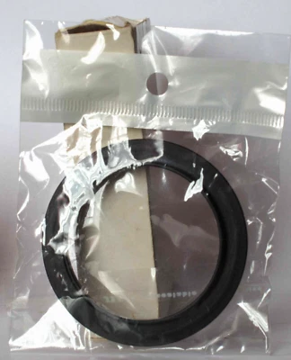 Unbranded 43mm - 52mm step up ring, brand new in packet. - Image 1 of 2