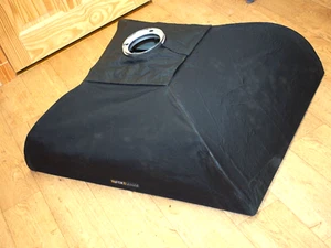 Bowen Wafer 100 Softbox with Adapter Ring L - Picture 1 of 5