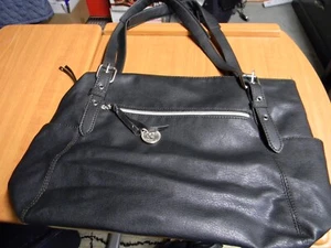 Relic Black Pebbled Tote Handbag Purse Large Pockets Zipper Shoulder Bag - Picture 1 of 5