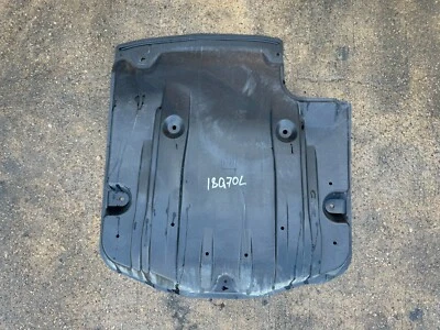 15-19 INFINITI Q70L - PANEL DIFUSOR PROTECTOR CONTRA SALPICADURAS TRASERO OEM Foto 1 de 4