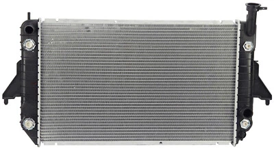 New Radiator 1688 fits Chevrolet Astro GMC Safari 1995 4.3 V6 Foto 1 de 4