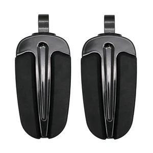 A Pair Aluminum & Rubber Footpegs Pedals For Harley Touring Street Road Glide - Picture 1 of 6