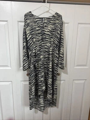 Express Women’s  Dress Size L - image 1 of 4
