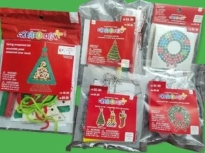 Creatología Niño Navidad Artesanía 5 Kits CORONA DE ÁRBOL Cordones Atrapasol Cuentas Encogibles - Imagen 1 de 11