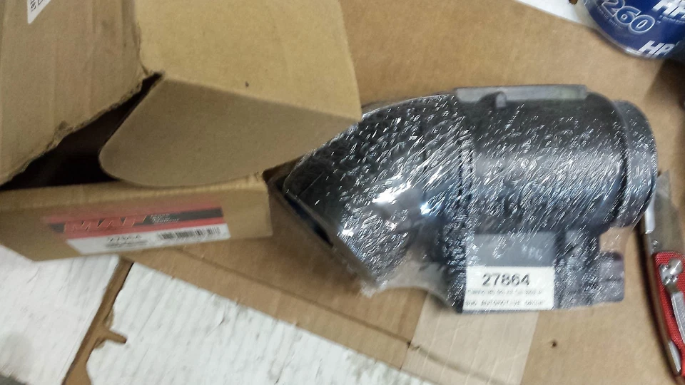 27864 MASS AIR SENSOR MAF BORG WARNER — 第 1/1 张图片