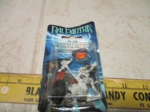De colección Ral Partha 01-236 Beastmen Portador Estándar y Baterista Metal Hierro Vientos D&D - Imagen 1 de 2