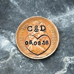 Personalised 1p Coin Penny Traditional Bronze 8th 19th Wedding Anniversary Gift - Picture 1 of 3