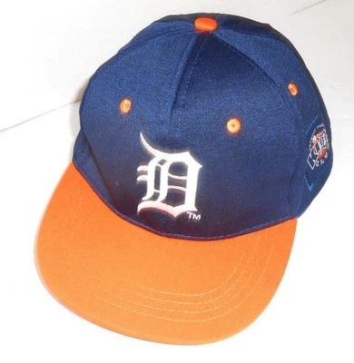 Too Cool! Detroit Tigers Youth Size Snapback Baseball Hat B147 - Image 1 of 3